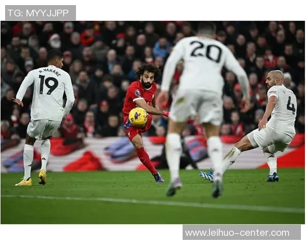 足总杯曼联大胜利物浦五球逆转引发争议判罚全场沸腾