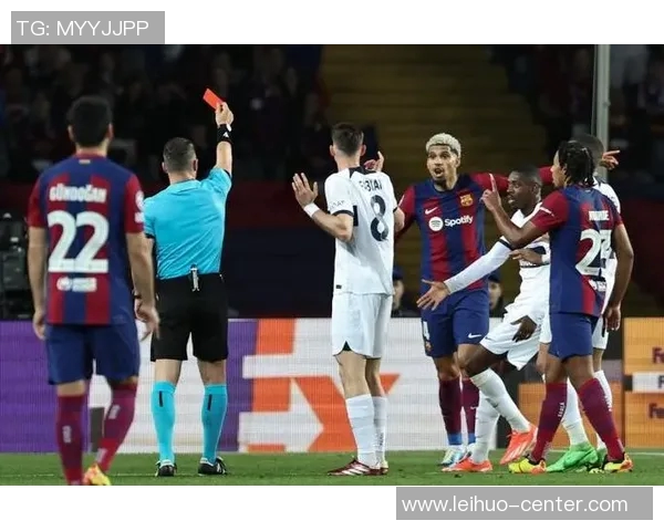 皇马逆转巴黎圣日耳曼引发争议判罚全场沸腾的世界杯之夜