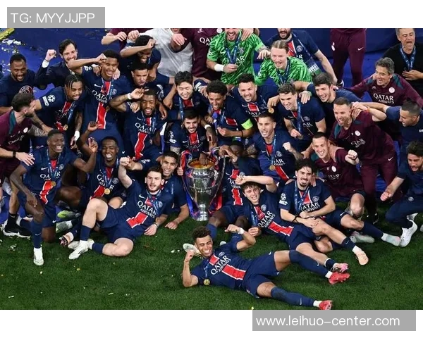 英超激战曼城险胜巴黎圣日耳曼乌龙球成比赛转折点引发热议