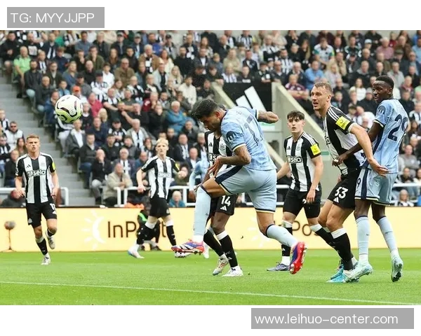 中超激战巴萨逆转热刺五球狂胜全场沸腾解析